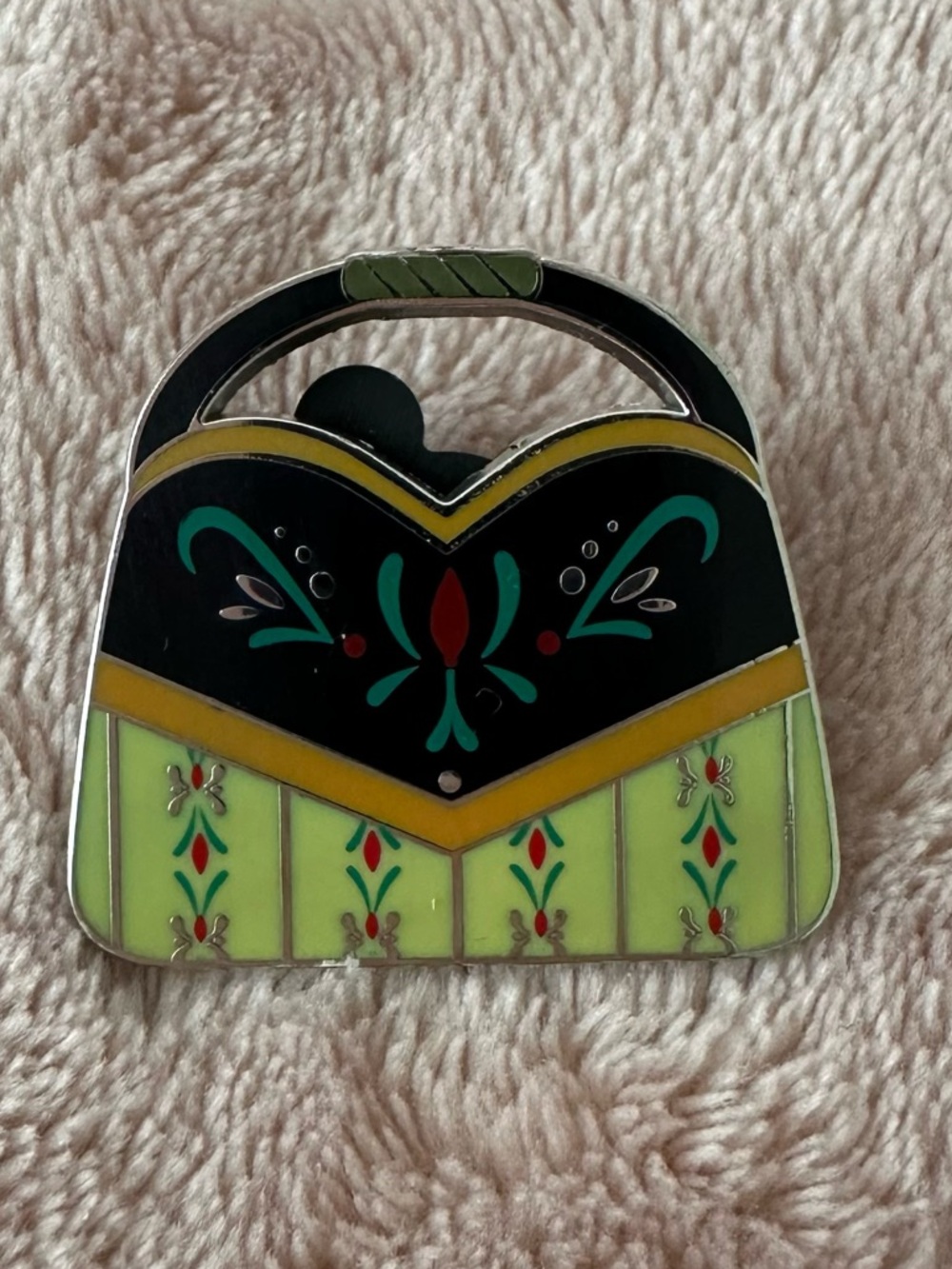 Disney Mystery Pin Anna Frozen Handbag